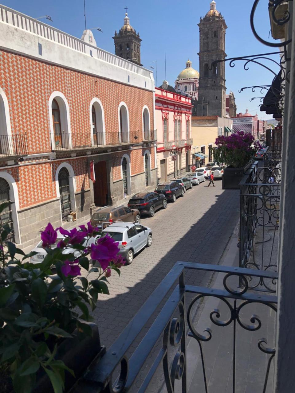 Hotel Isabel Puebla Bagian luar foto